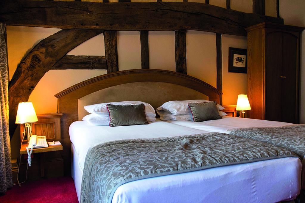 Chalfont St Peter The Greyhound Inn المظهر الخارجي الصورة